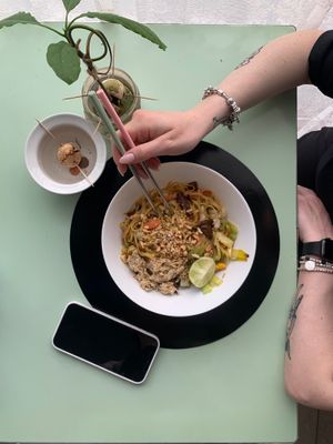 fake tuna pad thai 🇹🇭  at Patty & Selma in Treviglio