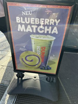 sign  at Dunkin’ in Linz