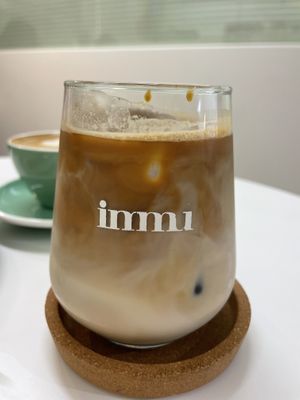 Iced oat latte   at Immu Bake Shop in Seoul