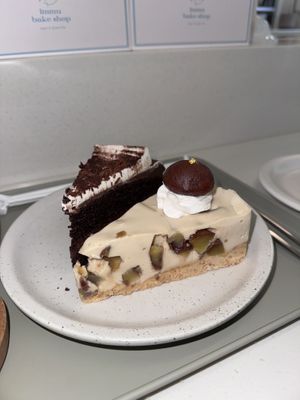 Chestnut one wasnt bad but not worth 9.5   at Immu Bake Shop in Seoul