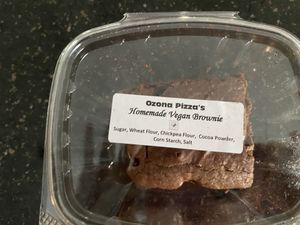 Vegan brownie at Ozona Pizza in Palm Harbor