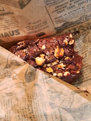 Brownie at Oupsi  in Lyon