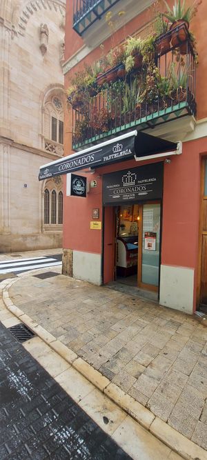 Exterior local at Coronados Panaderia Pasteleria & Take Away in Valencia