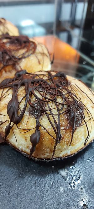 Berlinesa chocolate at Coronados Panaderia Pasteleria & Take Away in Valencia