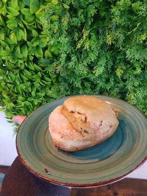 Pistachio doughnut at Coronados Panaderia Pasteleria & Take Away in Valencia