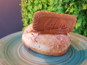 Biscoff doughnuts at Coronados Panaderia Pasteleria & Take Away in Valencia