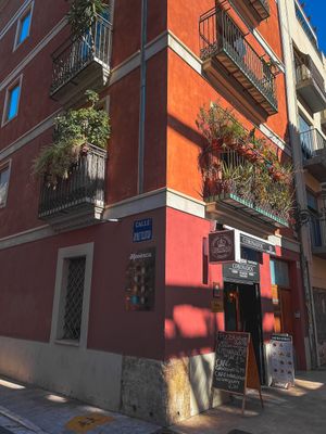 Exterior at Coronados Panaderia Pasteleria & Take Away in Valencia