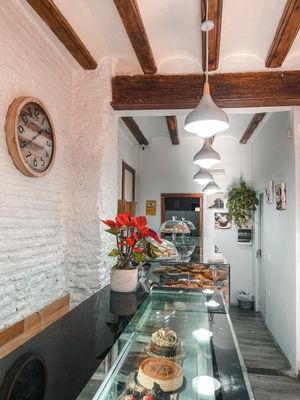 Ambiente interior at Coronados Panaderia Pasteleria & Take Away in Valencia