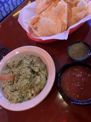 Guac & salsas  at Don Juanz - Baja Beach Tacos in Bossier City