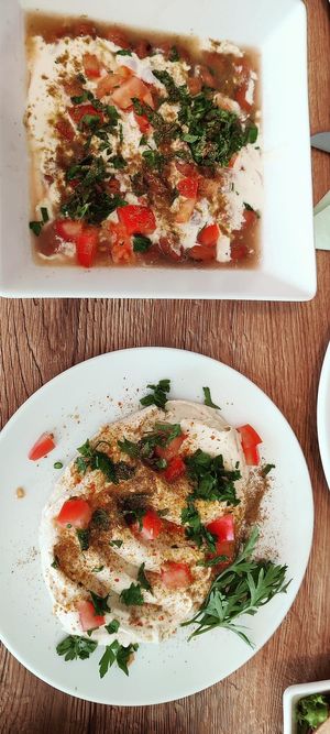 Hummus Beirouth at Dilmon La Table d'Orient in Evere