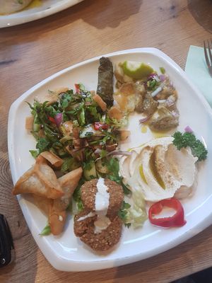 Vegan menu, (22,00 euro) at Dilmon La Table d'Orient in Evere