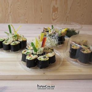 sushi alle vegan, all raw at eten vol leven in Antwerpen