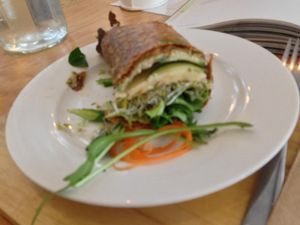 wrap at eten vol leven in Antwerpen