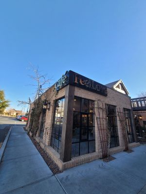  at FeelLove in St George