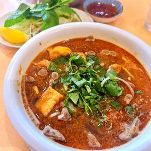 Bun Bo Hue - my most favourite noodle soup. LOVE EASY VEGAN🤍 at Easy Vegan in Richmond
