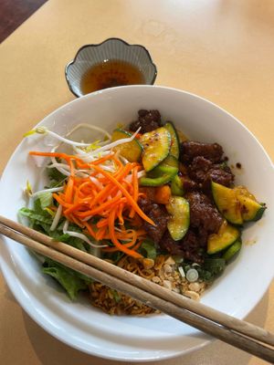 satay chicken noodle bowl. Great chewy texture on the chicken. at Easy Vegan in Richmond