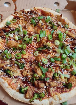 🍕 Vegayaki at Domino's Pizza in Buchholz