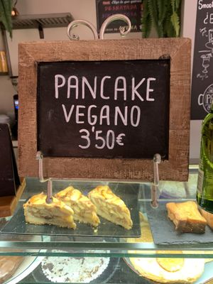   at Pikis Labis in Sevilla