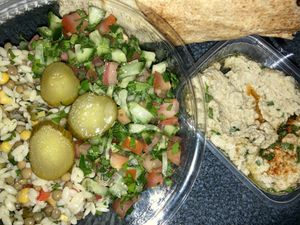 Gemischter Salat, Baba Ghanoush und Laffa  at Zaituna in Neuss