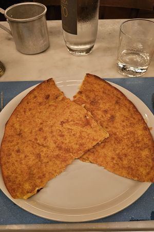 Cecina - this is why I come back here every time when in Florence. Perfect vegan treat at 5 e Cinque in Florence