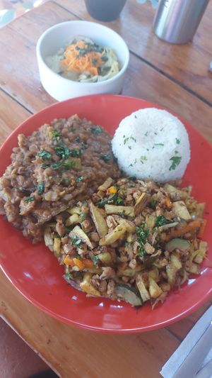 Lentil, soy protein with potatoes and rice at Divanga Hostel in Taganga