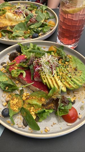 Avocado Toast: nice flavors and good portion size    at URBEAN in Dresden
