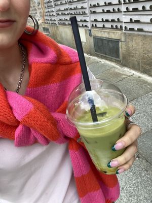 Mango matcha latte mit guter Qualität! Schmeckt wirklich sehr gut   at URBEAN in Dresden
