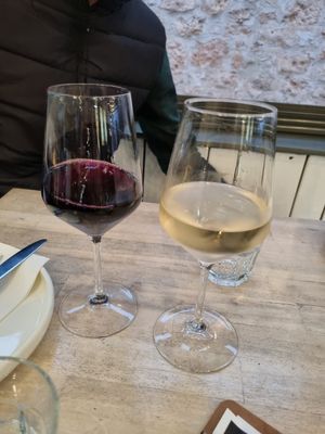Vegan wines at Lucky Ducks in Aldinga