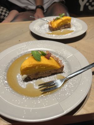 Pumpkin tart  at Gossip Vegan Lunch in Nagoya
