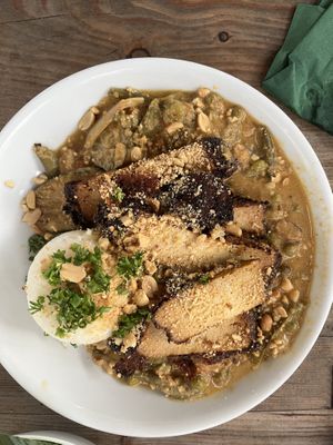 Erdnuss-Cury mit Tofu (vegan)  at Tellerrand in Nuremberg