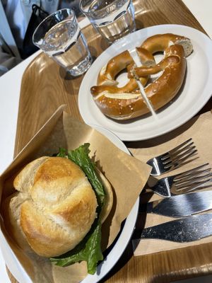   at 395 Bakery in Seoul