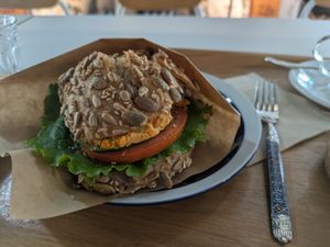 Saatensemmel Brot with carrot-hummus at 395 Bakery in Seoul
