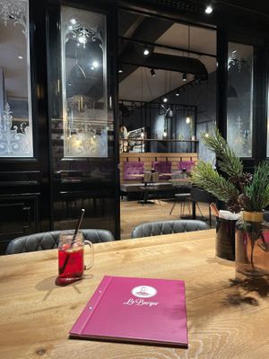   at Le Burger in Graz