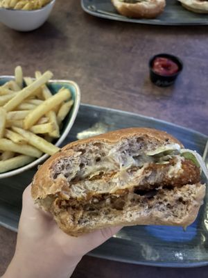 vegan planted.chicken burger  at Le Burger in Graz
