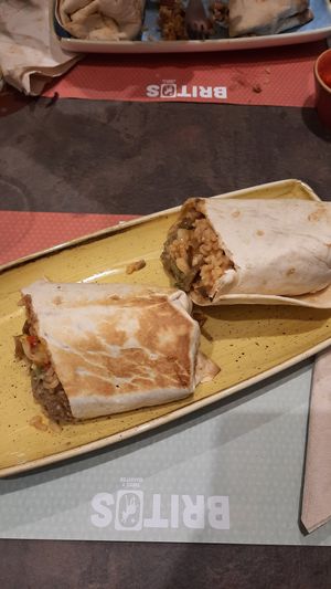 burrito with vegan chicken at Britos in Milan