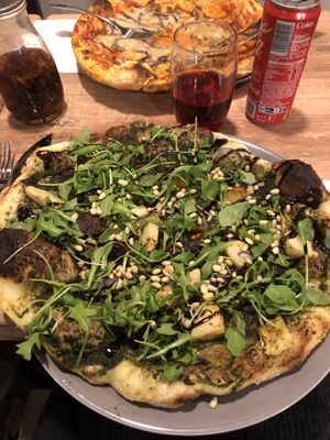 La meilleure pizza ! Pesto et pignon💗 at Bella Vita in Strasbourg