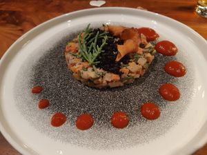 Erdgemüsetatar at ÜBERLAND in Braunschweig