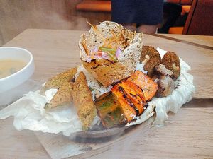 Tandoori Sizzler
Irresistable Vegetable Platter in 5 Distinct Flavours on Hot Plate with Pulao and Dal. at Nalan Restaurant - Little India in Central Singapore