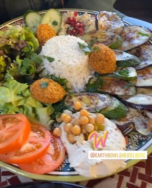 Is ein Screenshot aus unserer Story, deshalb die schlechte Qualität  at Earth Bowls in Heidelberg