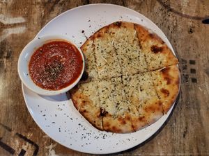 Vegan cheesy bread at Cosa Nostra Pizzeria in San Antonio