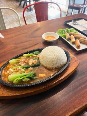 Tofu rice on hot plate  at Vitking House in Phnom Penh