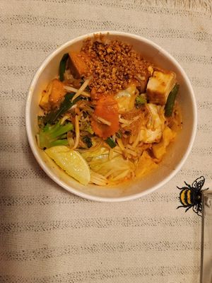 Pad Thai veggies and tofu at Kinaly Thai Express in Escondido