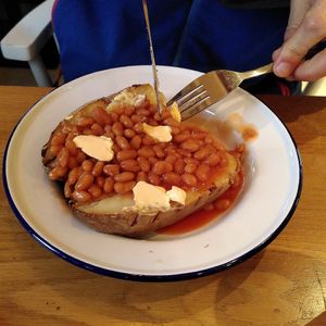 Jacket Potato with Baked Beans #Veganuary at The Docky Hut in Ely