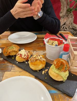 Montanarine vari gusti   at Rosso Verace in Alcamo