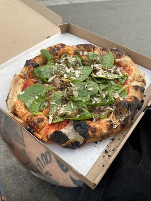 VEGANA 15.-: Tomato sauce, vegetables, fried capers, almonds, spinach, olive oil.  at da Nino in Bern