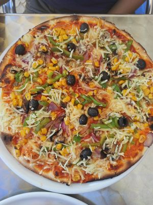 Vegi lovers at Pizza Real in Praia Da Luz