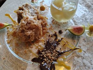 Griesknödel mit birnenkompott at Naturkuchl Wia Zhaus in Kaisersdorf