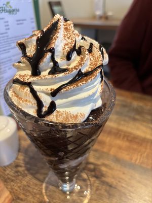 Mint choc chip sundae  at Huggers in Norwich