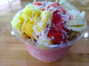 Regular Summer Breeze bowl (with no honey) at Bahia Bowls in Naples