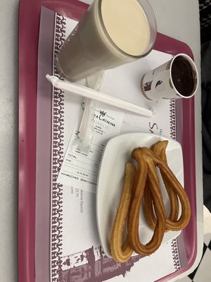 Horchata, ración de churros, y chocolate francés (sin leche)  at Orxateria Santa Catalina in Valencia